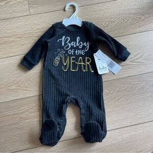 NWT Baby Starters 3M Baby of the Year Black and Gold One Piece